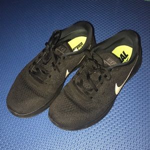 Nike Free RN All Black